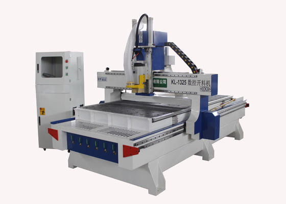 中国 自動3D木工業CNC機械1325の台湾Syntecの制御システム サプライヤー